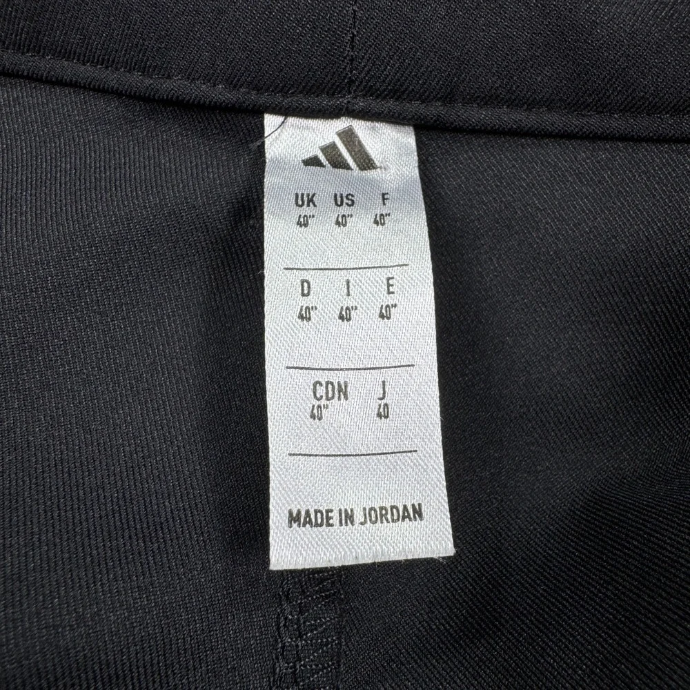 adidas *orders ship
